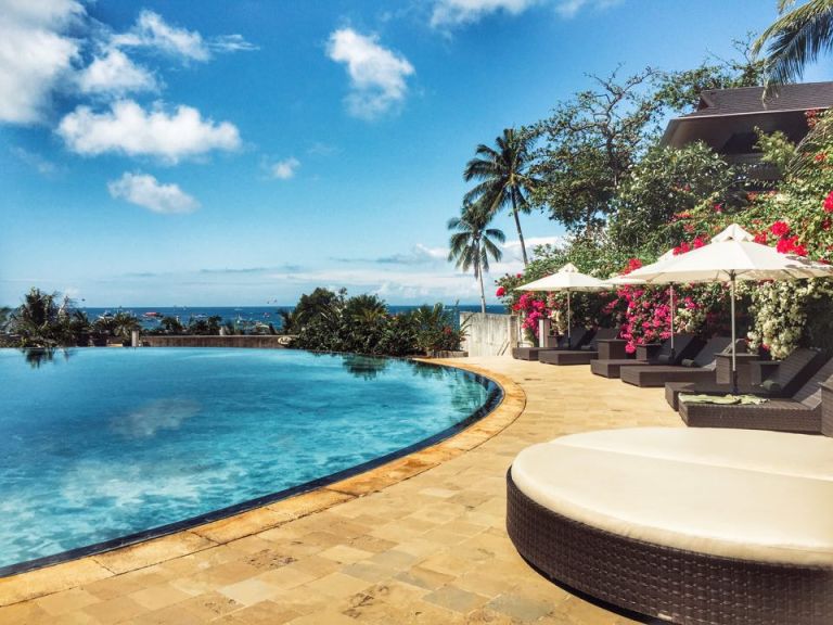 10000213_10154084640160757_653426489_n