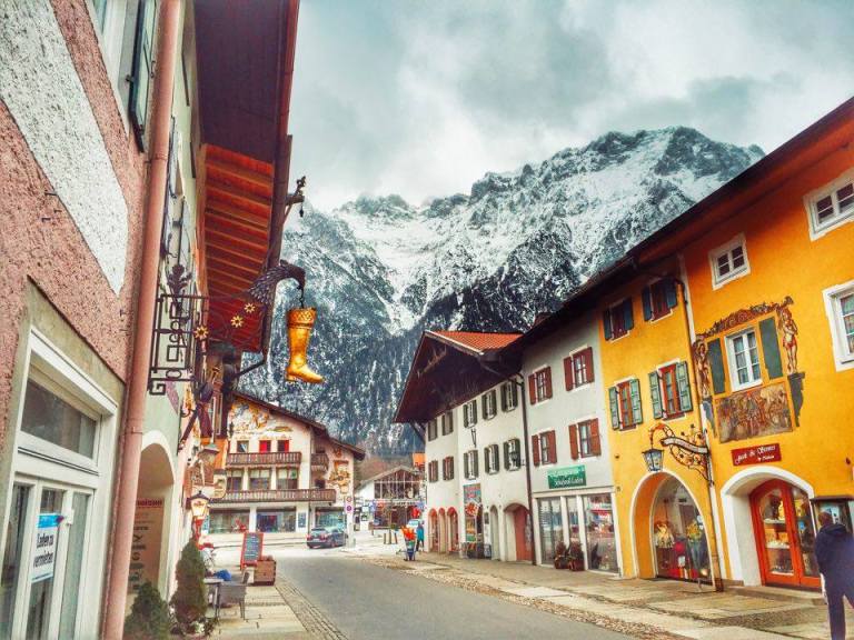 12834908_10154130571910757_420186566_n