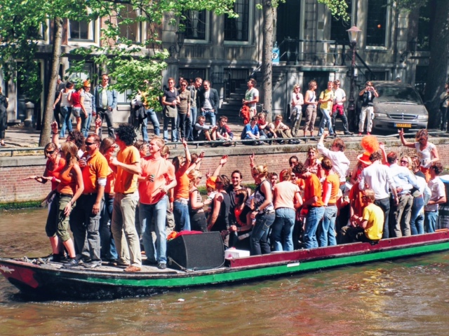 KONICA MINOLTA DIGITAL CAMERA