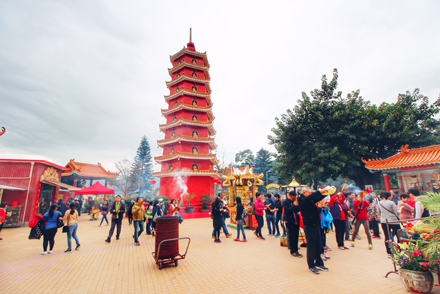 Ten Thousand Buddhas_1