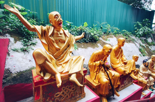 Ten Thousand Buddhas_4