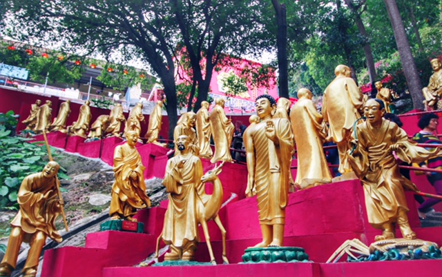 Ten Thousand Buddhas_7