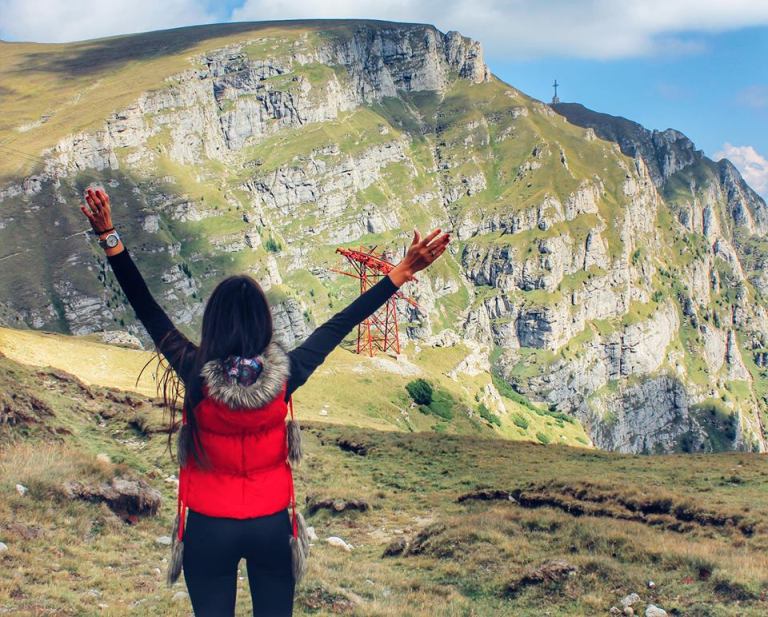 Drumul de la Piatar Arsa inspre Babele Romania