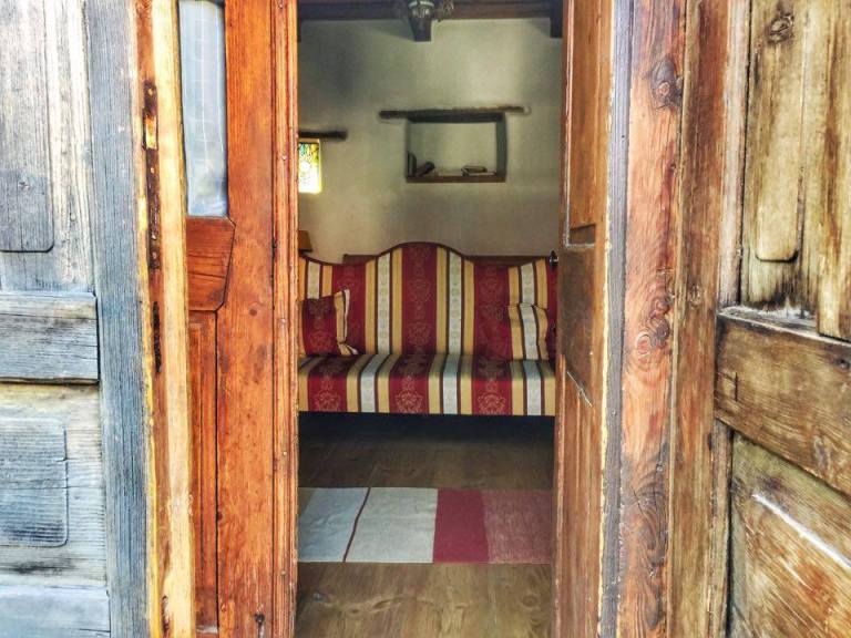 Count Kalnoky Guesthouse Miclosoara Romania 19