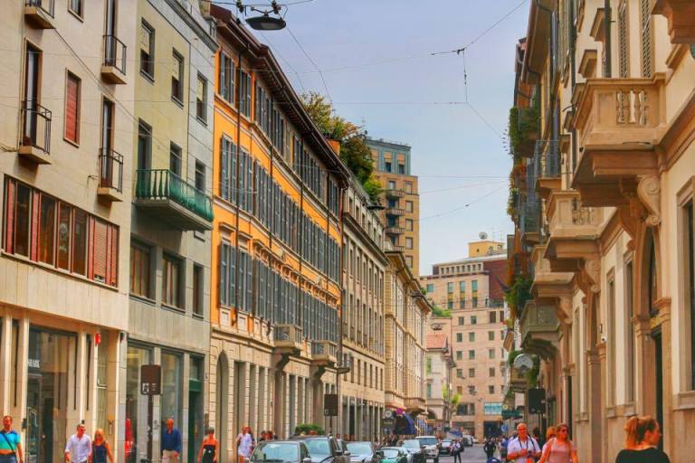 via-montenapoleone-milan-italy-2