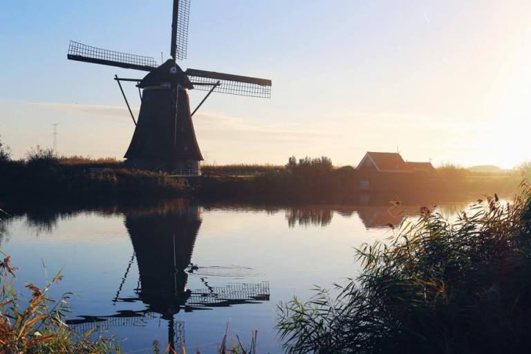 kinderdijk-the-netherlands-windmills-12