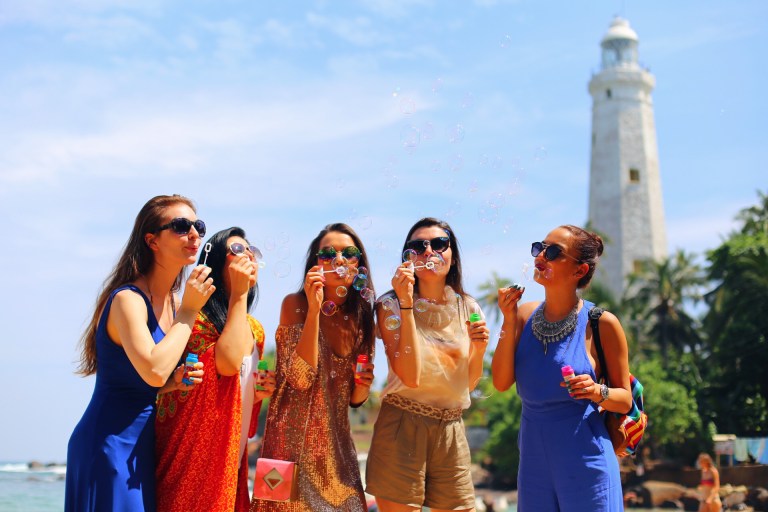 lexa_prinlume_mirissa-beach_sri-lanka_dondra-lighthouse