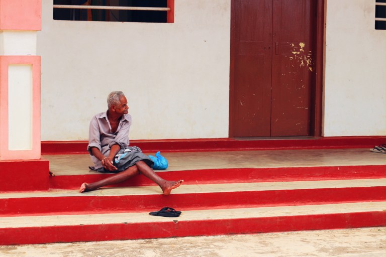 weherahena-temple_prinlume6