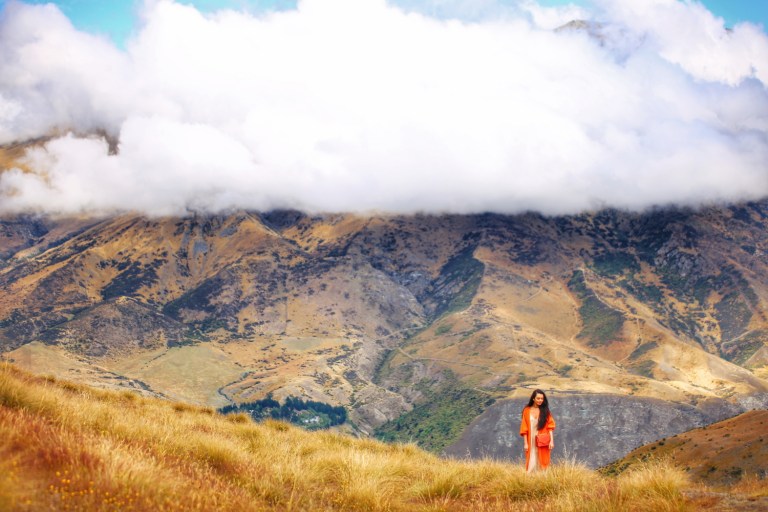 Road from Arrowtown to Queenstown_5