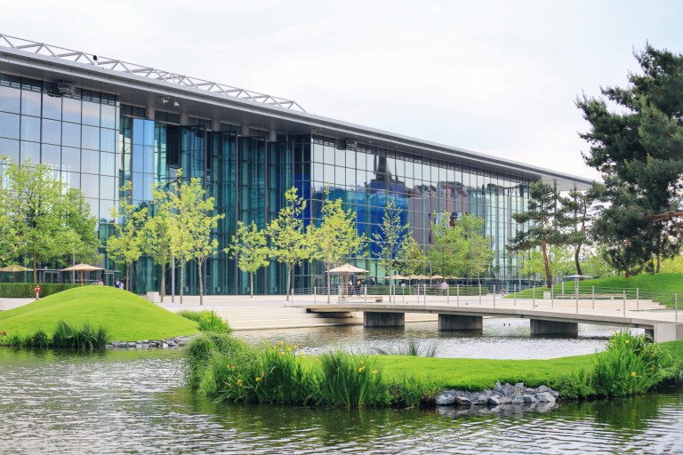 Wolfsburg_Autostadt_Germany_10