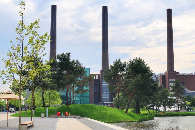Wolfsburg_Autostadt_Germany_7