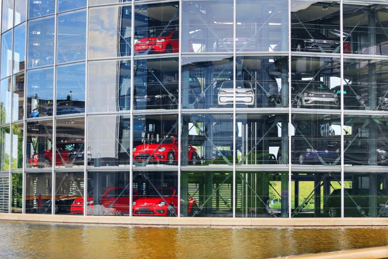 Wolfsburg_Autostadt_Germany_8