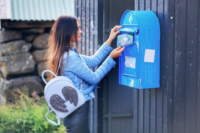 Yvy in faroe Islands_Gjogv_8