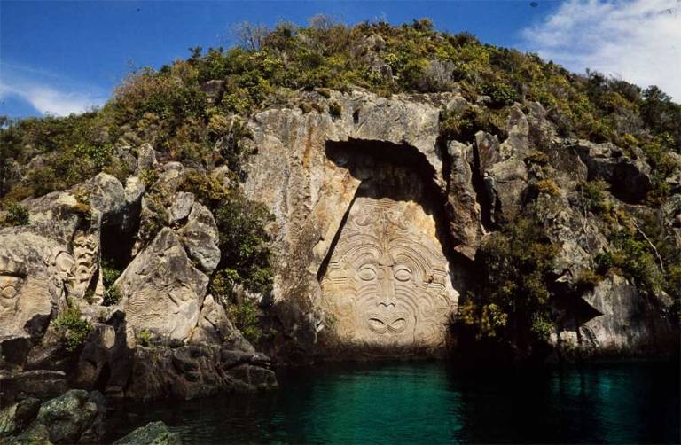 Maori Sculpture at Lake Taupo