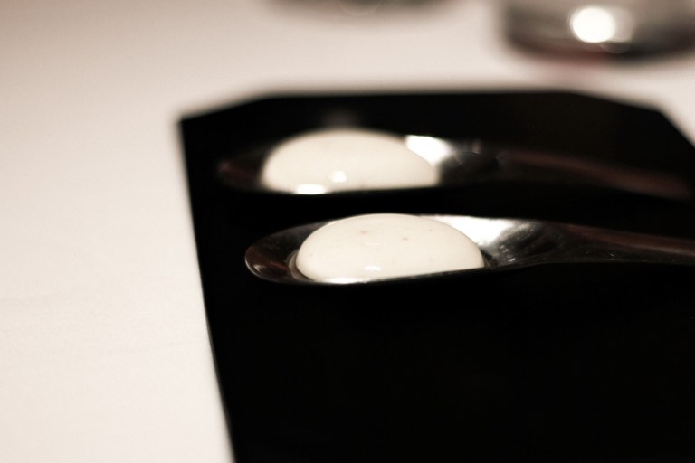 gaggan-yogurt-explosion-sigature-dish