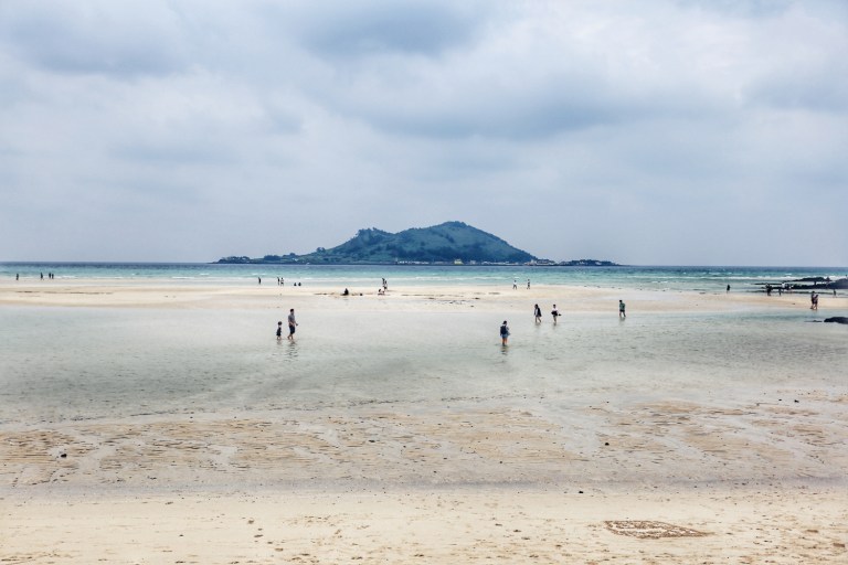 Hyeopjae Beach_Jeju Island_South Korea_1