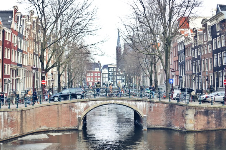 Amsterdam Frozen Canals_11