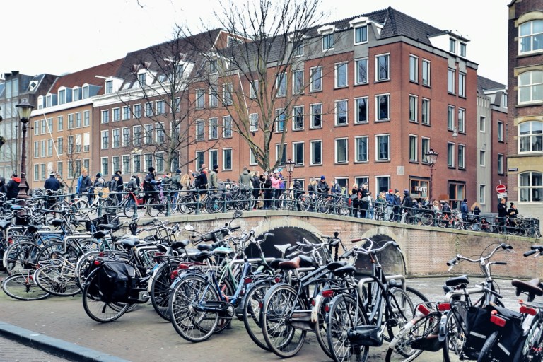 Amsterdam Frozen Canals_2
