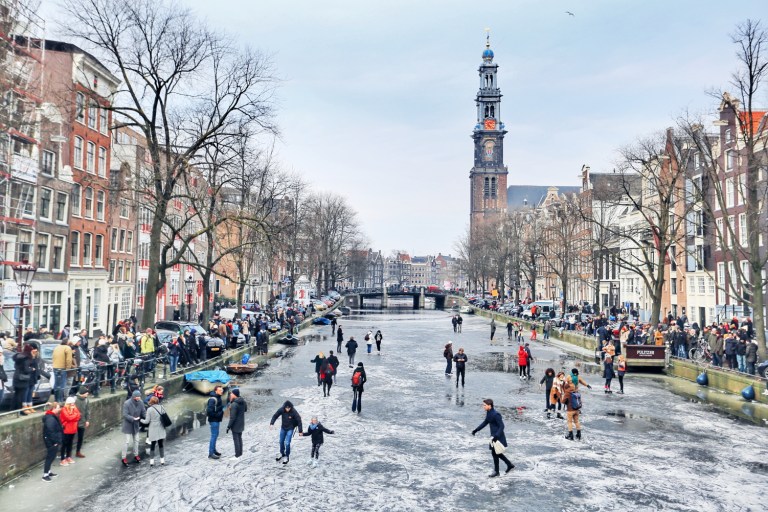 Amsterdam Frozen Canals_20