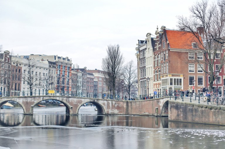 Amsterdam Frozen Canals_7