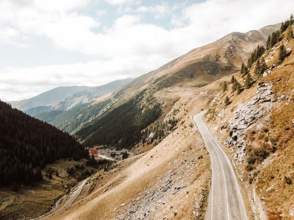 This image has an empty alt attribute; its file name is 43_camper-trip_73.jpg