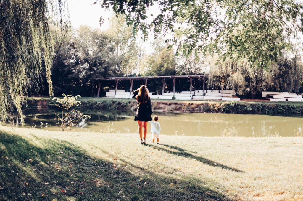 This image has an empty alt attribute; its file name is 62_camper-trip_103.jpg