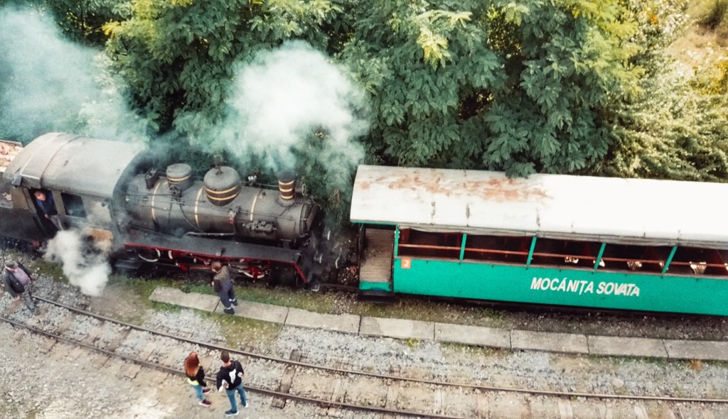 This image has an empty alt attribute; its file name is mocanita3.jpg