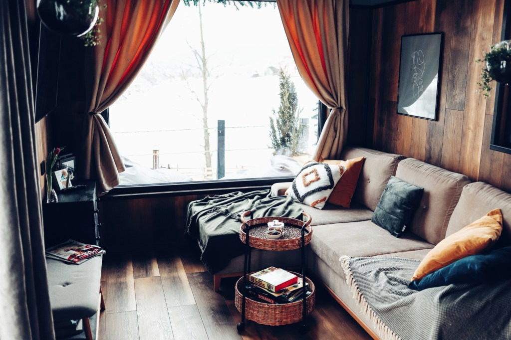 This image has an empty alt attribute; its file name is tripsylvania-tiny-house_9.jpg