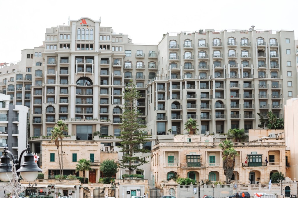 This image has an empty alt attribute; its file name is malta_st-julians_2.jpg